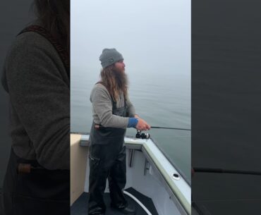 How to Fish the Flutter Spoon for Stripers ft. Capt. Rob Taylor #fishing #stripedbass #flutterspoon