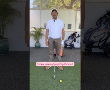 Secret to gripping golf club! #golf #grip #golftips #golfcoach #trending #golfisfun #golfhumor #tips