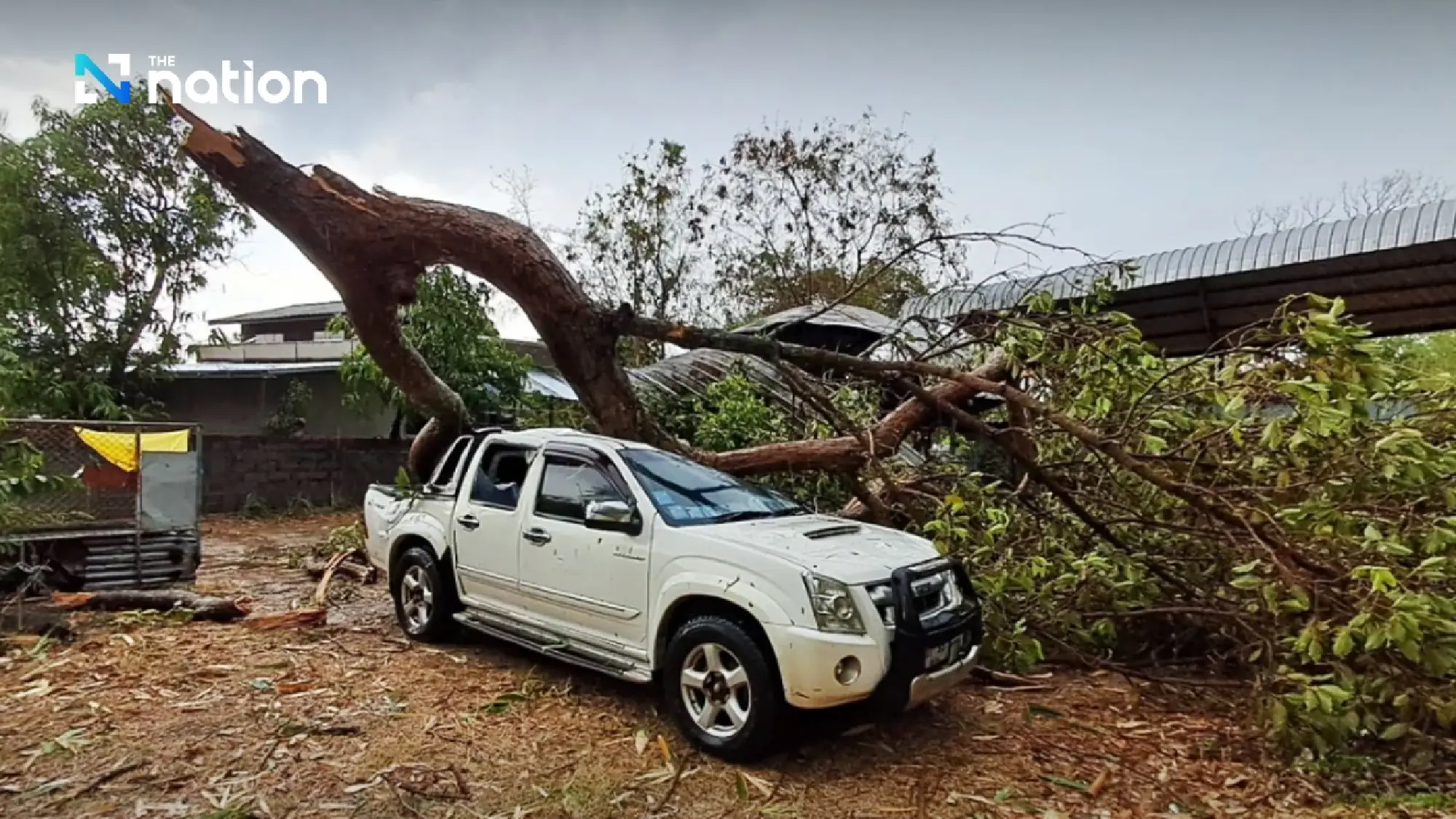 Golf ball-sized hailstones strike three northeastern provinces