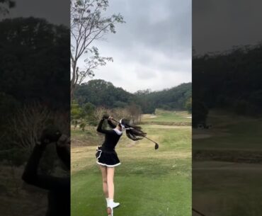 Golf Swing #youtubeshorts #trending #golf #golfgirls #golfswing