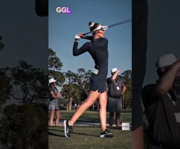 Golf Swing #golf #golfgirls #golfswing #trending #youtubeshorts