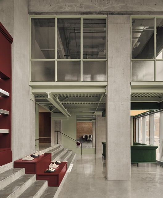MUNI  Indoor Golf Club / Ivy Studio - Image 2 of 22