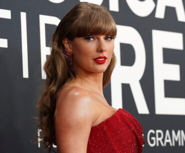 Golf influencer Paige Spiranac calls Taylor Swift boos at Super Bowl LIX 'lame'