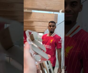 Another award handed over for Ryan Gravenberch 🏆