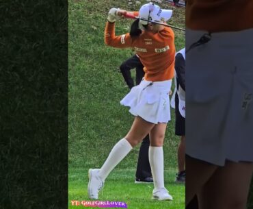 Golf Swing #golfgirl #golfswing #golf #trending #youtubeshorts