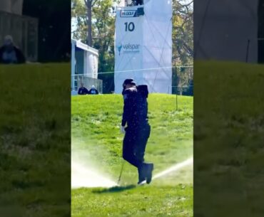 Adam Hadwin set off a sprinkler with a club smash yesterday 💀 (via @agsportsnetwork/X)