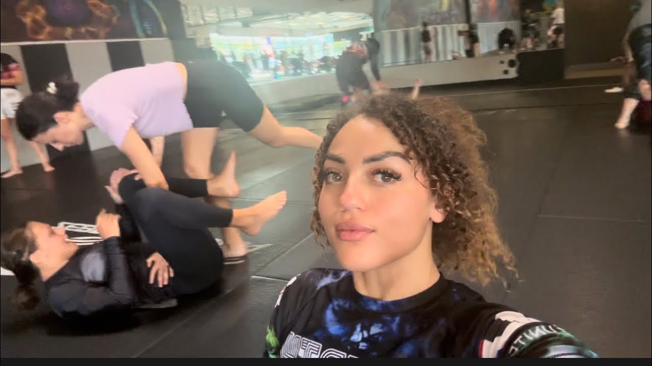 A Day of Jiujitsu as a Female Grappler: Women’s Class, Wrestling, and more! A Day of Jiujitsu as a Female Grappler: Women’s Class, Wrestling, and more!