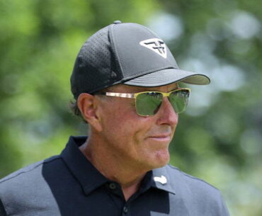 Fred Couples labelled 'jerk' by Phil Mickelson over Brooks Koepka claim