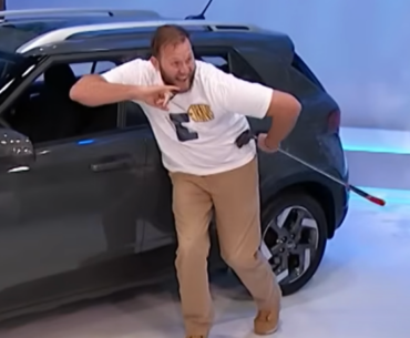 Golf Pro Has Ultimate Stroke Of Luck To Win A Car On 'Price Is Right'