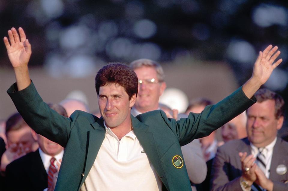 José María Olazábal wears his green jacket after winning the 1994 Masters. Photo by Phil Sheldon/Getty Images