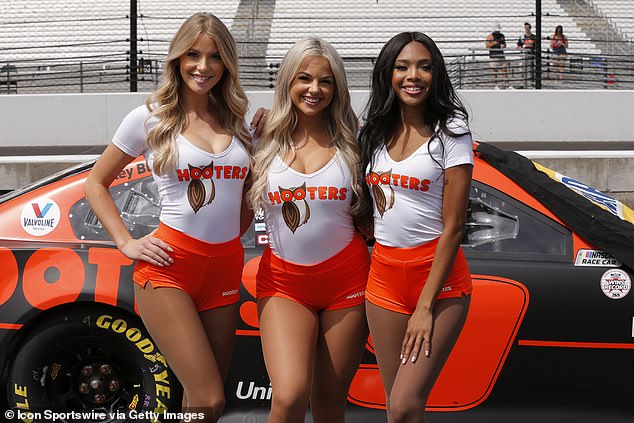 Hooters is reportedly preparing to restructure through Chapter 11 in the coming months