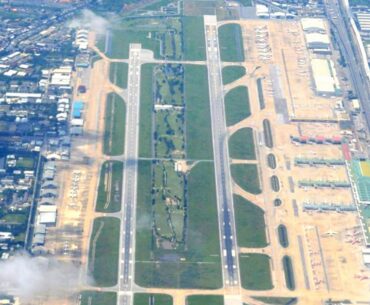 The Unique Golf Course Sandwiched Between Two Airport Runways