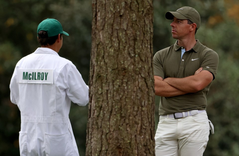 AUGUSTA, GEORGIA - NOVEMBER 13: Rory McIlroy of Northern Ireland reacts to his putt on the 14th green during the continuation of the first round of the Masters at Augusta National Golf Club on November 13, 2020 in Augusta, Georgia. (Photo by Jamie Squire/Getty Images)