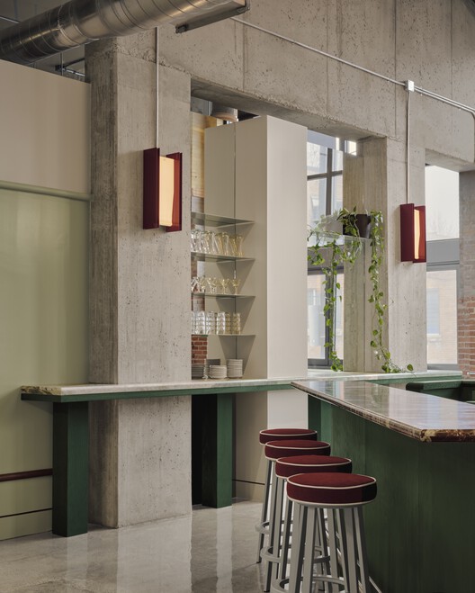 MUNI  Indoor Golf Club / Ivy Studio - Interior Photography, Kitchen, Glass, Countertop, Chair