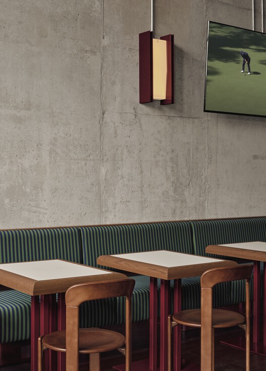 MUNI  Indoor Golf Club / Ivy Studio - Interior Photography, Wood, Chair