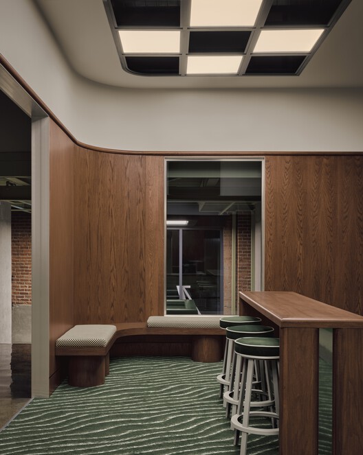 MUNI  Indoor Golf Club / Ivy Studio - Interior Photography, Wood, Chair