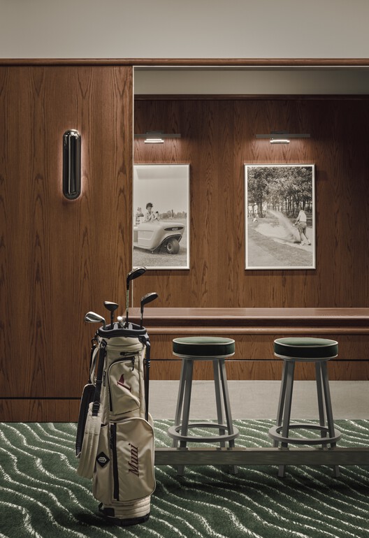 MUNI  Indoor Golf Club / Ivy Studio - Interior Photography