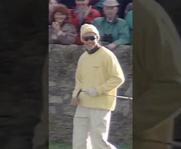 The most creative golf shot EVER 🤯