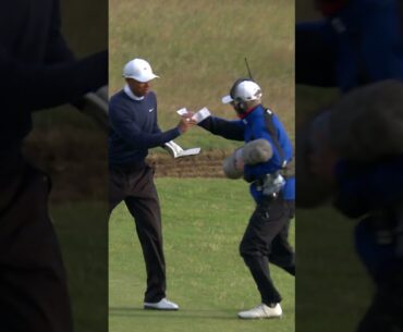 Tiger Woods vs. The Wind – Scorecard Chaos! 🌬️📝 #golf