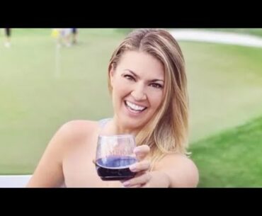 Bra-less Amanda Balinois makes honest opinion