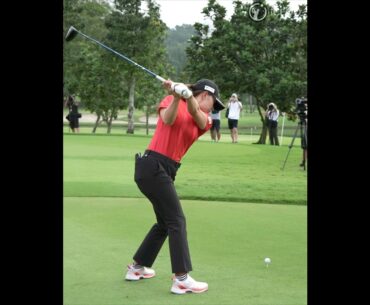 Role of right elbow by Hinako Shibuno