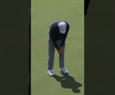 Patrick Cantlay eagles No. 8 to reach one under par on the Tournament. #themasters