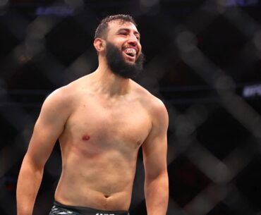 Dominick Reyes gives Trump a ‘golf swing’ salute after KO vs Nikita Krylov at UFC 314 | Watch