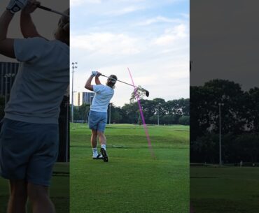 12th tee @Marina Bay with the biffing stick #golf #golfclub #singapore #golflife ⛳️