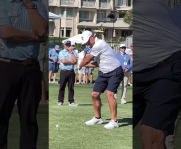 상체는 오른쪽에 남아 있는 임팩트 I 우드랜드(Gary Woodland)