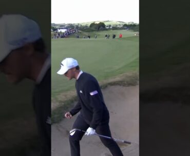 Rasmus Hojgaard holes it from the bunker 😳