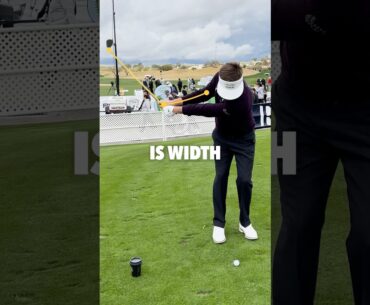 Understand the difference between being wide and narrow for pitch shots! #golf