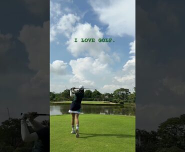 I LOVE GOLF 💚⛳️ #golf #golfswing #smileygolfer #golfer #golflife #golfgirl
