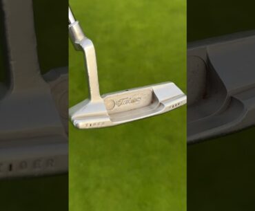 Tiger Woods’ Scotty Cameron putter close up. #golf #golfequipment #tigerwoods