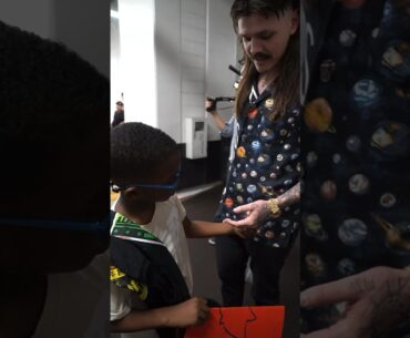 A young fan confronts Dominik Mysterio about his lady troubles