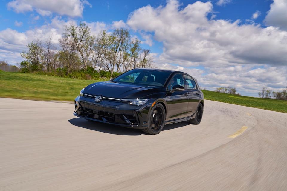 2025 volkswagen golf r