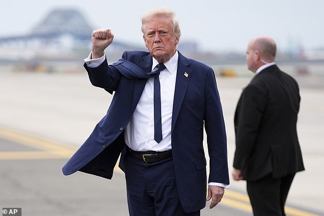 President Donald Trump will host the Eagles for a White House visit on Monday