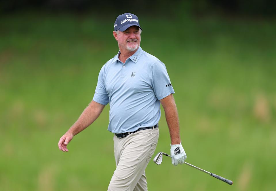 Jerry Kelly walks the 18th hole during the first round of the 2025 Mitsubishi Electric Classic at TPC Sugarloaf in Duluth, Georgia.