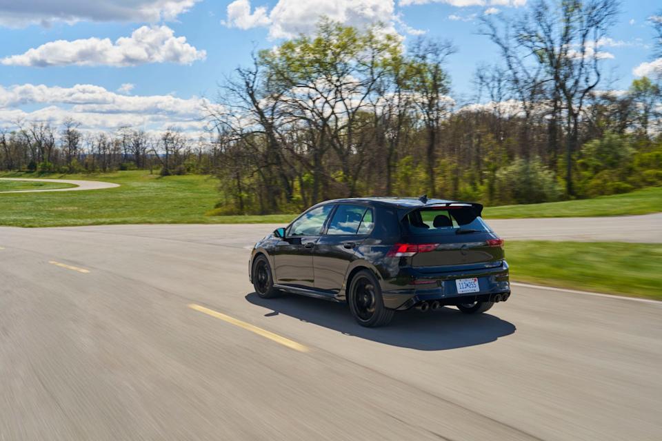 2025 volkswagen golf r