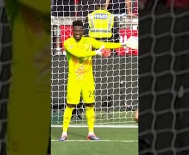 Haaland v Onana 😂