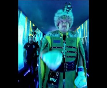 Oleksandr Usyk Ringwalks For Tyson Fury Mega Fight