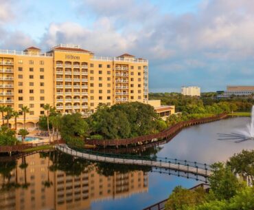 Hilton St. Petersburg Carillon Park | St. Petersburg | Hotel Review🏠
