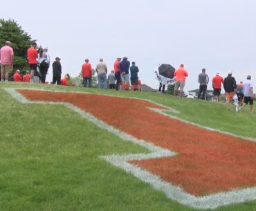 Fans, families soak in NCAA regional golf in Urbana