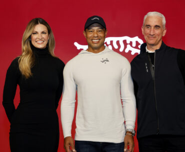 PACIFIC PALISADES, CALIFORNIA - FEBRUARY 12: (L-R)
