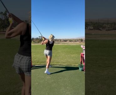 Need advice #cartgirl #bevcart #golfgirls #golfers #funny #golf #golfswing #golflife