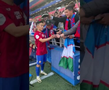 Qoyil Abbos✊ Fayzullaev Moskvada Oʻzbek muhlislari bilan