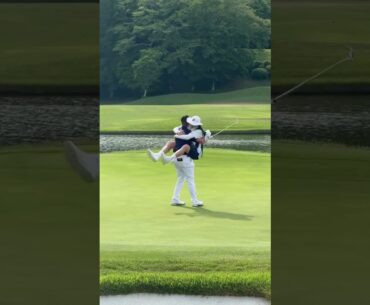 This close out Eagle... again 🤯 Lucas Herbert wins Japan on Asian Tour! 🎉 #golf #tourwin #champion