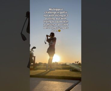 Not enough time to golf! ⛳️ #cartgirl #bevcart #golf #golfers #beveragecart #golfgirls #golflife