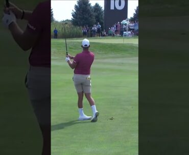 THAT SPIN THOUGH 😍 A Lucas Herbert lesson in how to hit great wedge shots with backspin 👏👏 #bds