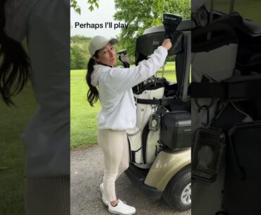 And for the lady… perhaps you can drive? #golf #golflife #golfgirls #relationship #lifeisbutadream
