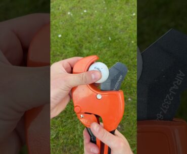 Cutting open a Callaway ERC Soft golf ball (stunning inside) #golf #golfball #golfer
